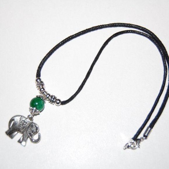 Elephant Necklace,Jade Bead,Elephant Chocker Necklace,Choker Necklace,Elephant - Picture 4 of 4